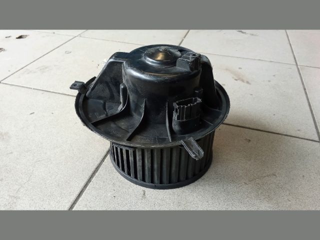 bontott VW GOLF V Fűtőmotor (Klímás)