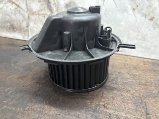 bontott VW GOLF V Fűtőmotor (Klímás)