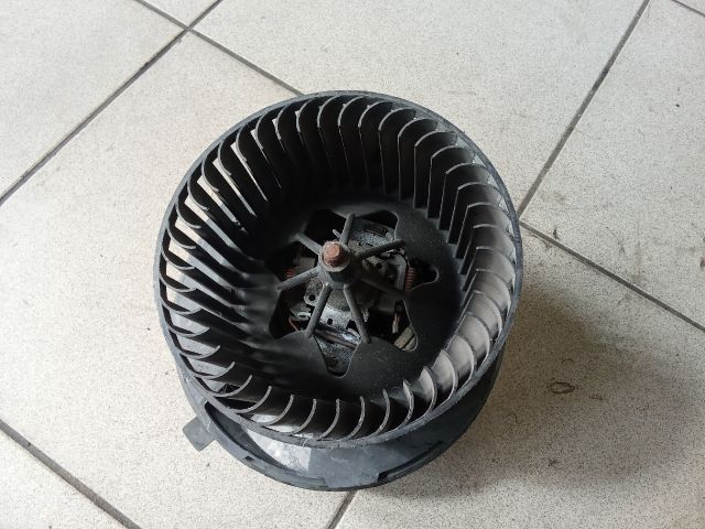 bontott VW GOLF V Fűtőmotor (Klímás)