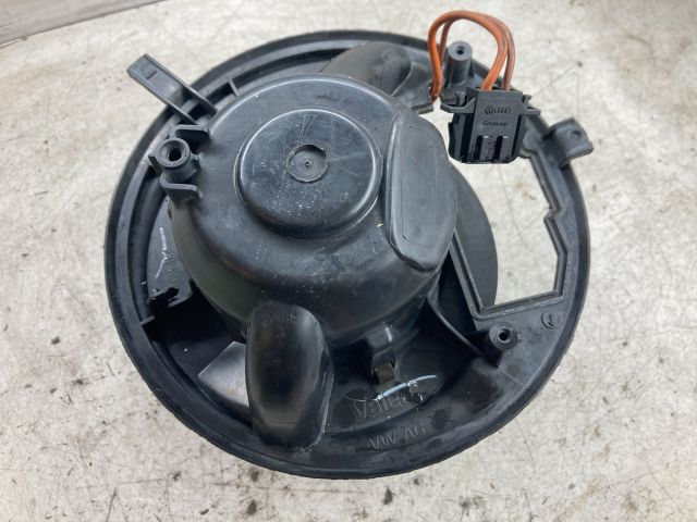 bontott VW GOLF V Fűtőmotor (Klímás)