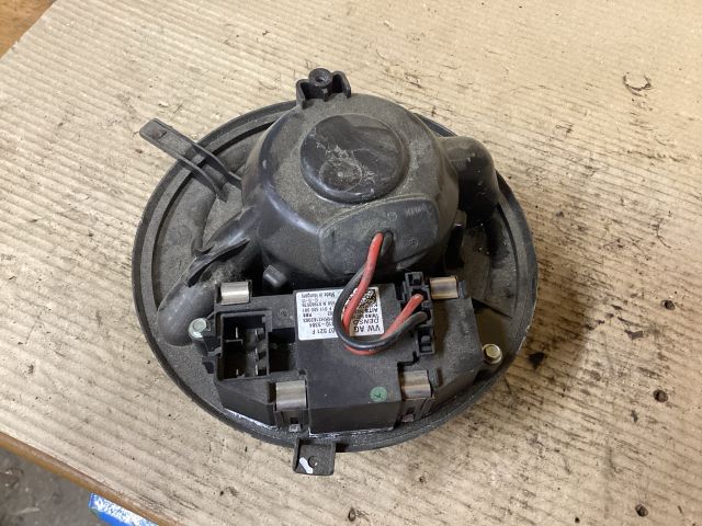 bontott VW GOLF V Fűtőmotor (Klímás)