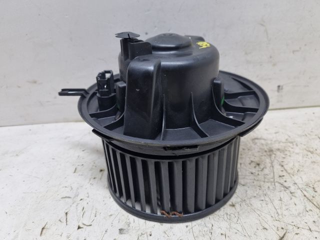 bontott VW GOLF V Fűtőmotor (Klímás)