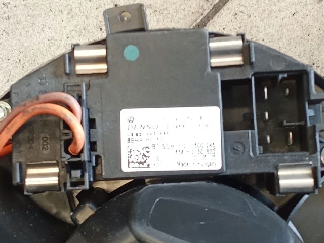 bontott VW GOLF V Fűtőmotor (Klímás)