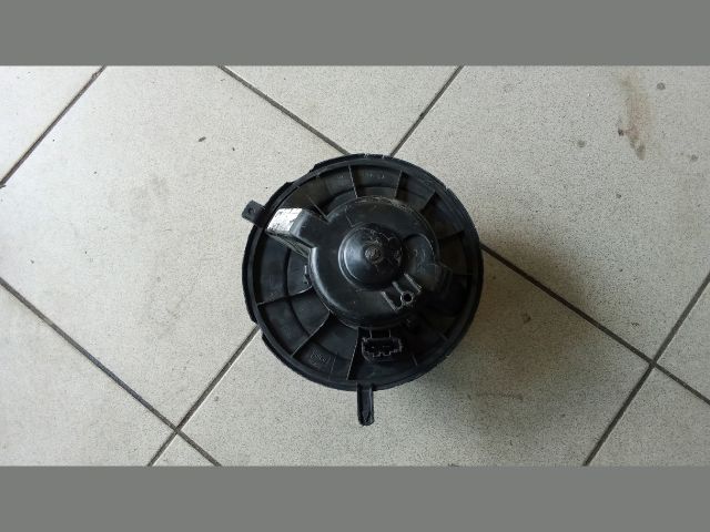 bontott VW GOLF V Fűtőmotor (Klímás)