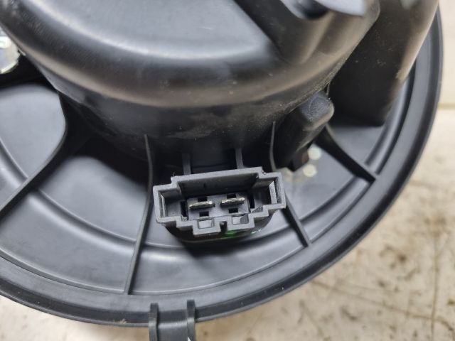 bontott VW GOLF V Fűtőmotor (Klímás)