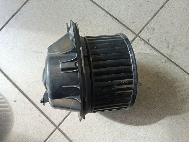 bontott VW GOLF V Fűtőmotor (Klímás)