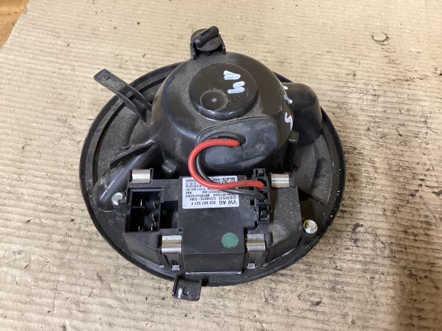 bontott VW GOLF V Fűtőmotor (Klímás)