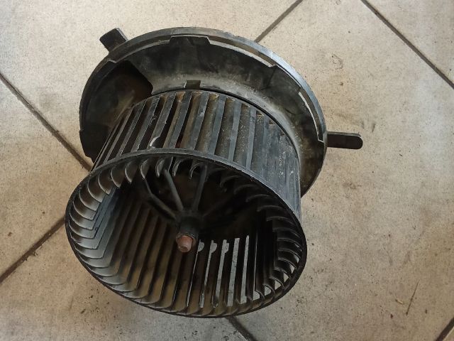 bontott VW GOLF V Fűtőmotor (Nem klímás)