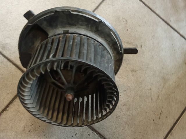 bontott VW GOLF V Fűtőmotor (Nem klímás)