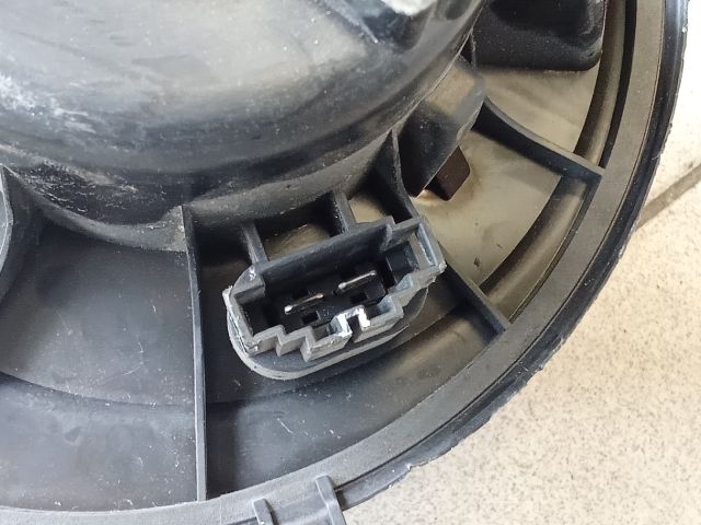 bontott VW GOLF V Fűtőmotor (Nem klímás)