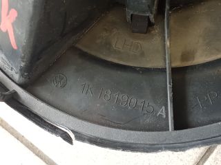 bontott VW GOLF V Fűtőmotor (Nem klímás)