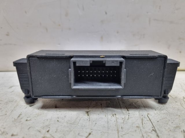 bontott VW GOLF V Gateway Elektronika