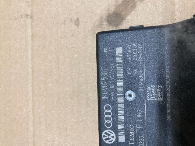 bontott VW GOLF V Gateway Elektronika