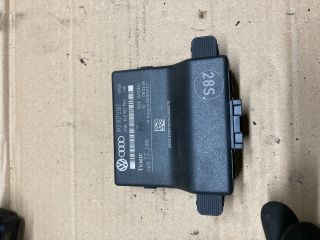 bontott VW GOLF V Gateway Elektronika