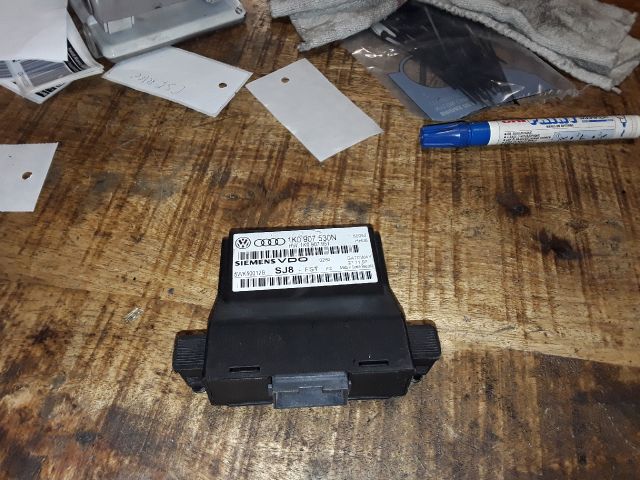 bontott VW GOLF V Gateway Elektronika