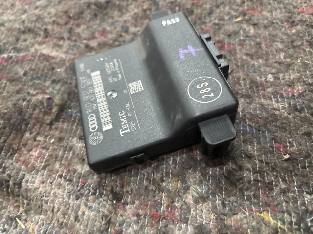 bontott VW GOLF V Gateway Elektronika