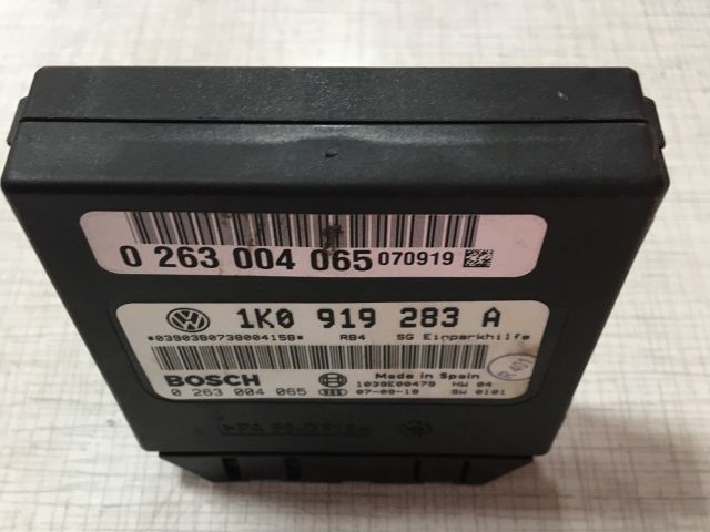 bontott VW GOLF V Gateway Elektronika