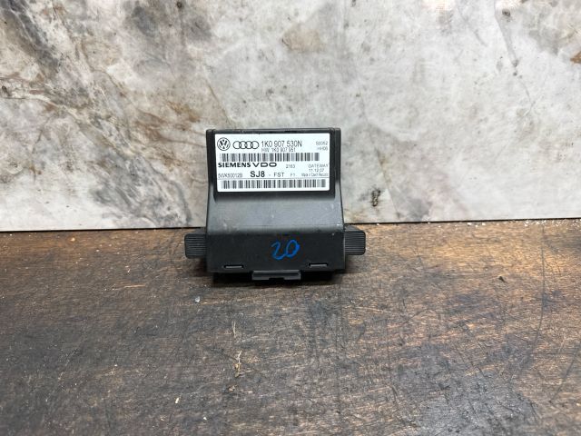 bontott VW GOLF V Gateway Elektronika