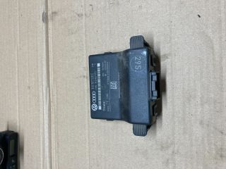 bontott VW GOLF V Gateway Elektronika