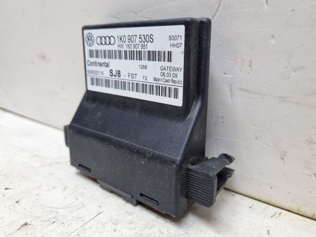 bontott VW GOLF V Gateway Elektronika