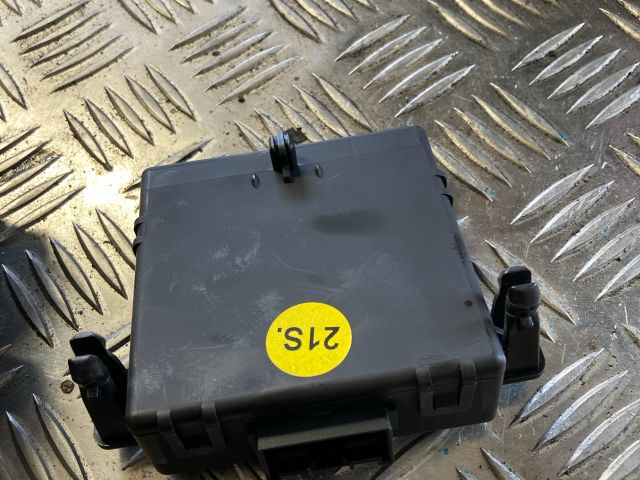 bontott VW GOLF V Gateway Elektronika