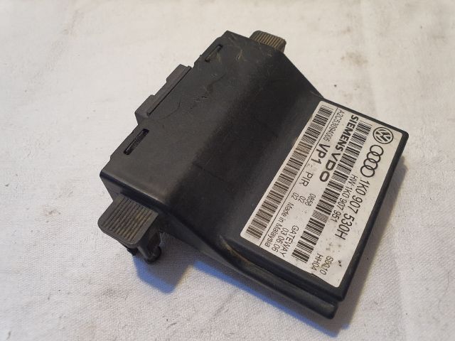 bontott VW GOLF V Gateway Elektronika