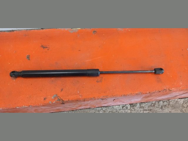 bontott VW GOLF V Gázrugós Kitámasztó Teleszkóp Csomagtérajtó (Pozíciófüggetlen)