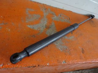 bontott VW GOLF V Gázrugós Kitámasztó Teleszkóp Csomagtérajtó (Pozíciófüggetlen)