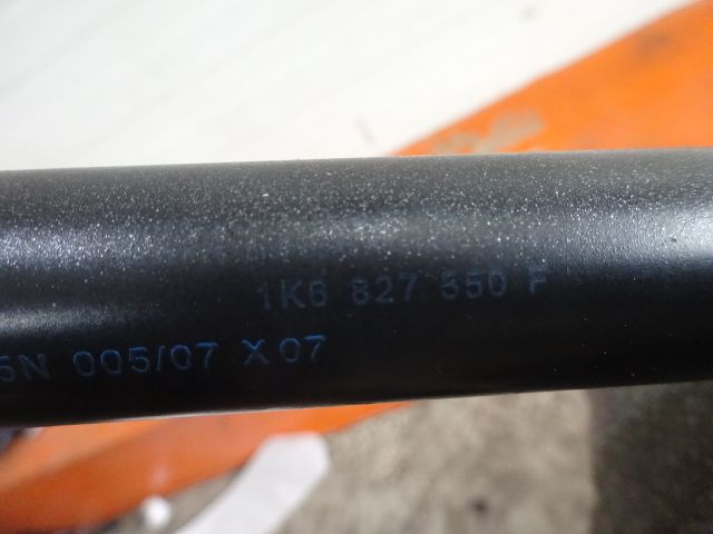 bontott VW GOLF V Gázrugós Kitámasztó Teleszkóp Csomagtérajtó (Pozíciófüggetlen)