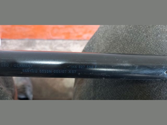 bontott VW GOLF V Gázrugós Kitámasztó Teleszkóp Csomagtérajtó (Pozíciófüggetlen)