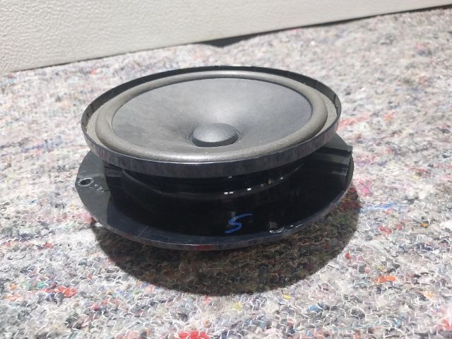 bontott VW GOLF V Hangszóró (Pozíciófüggetlen)