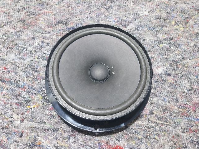 bontott VW GOLF V Hangszóró (Pozíciófüggetlen)