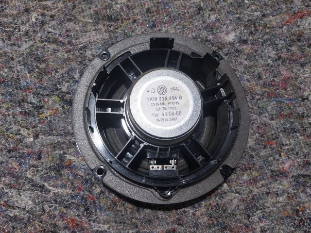 bontott VW GOLF V Hangszóró (Pozíciófüggetlen)