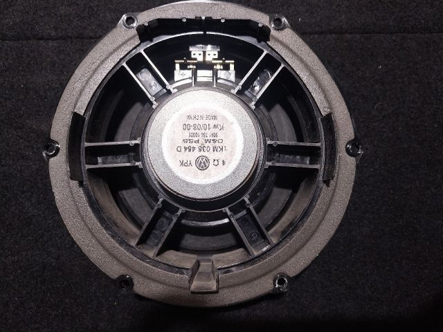 bontott VW GOLF V Hangszóró (Pozíciófüggetlen)