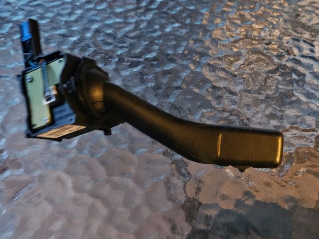 bontott VW GOLF V Hátsó Ablaktörlő Kapcsoló