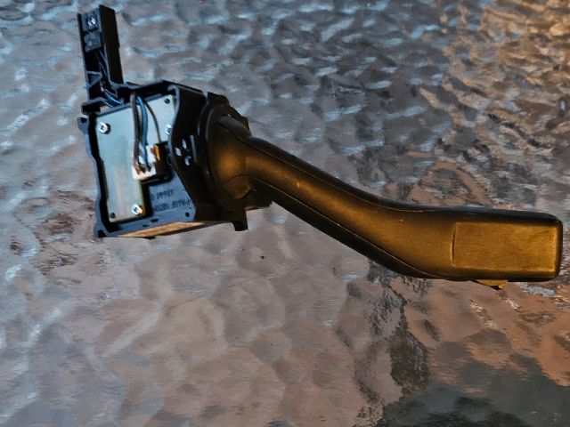 bontott VW GOLF V Hátsó Ablaktörlő Kapcsoló