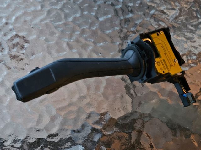 bontott VW GOLF V Hátsó Ablaktörlő Kapcsoló