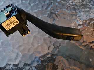 bontott VW GOLF V Hátsó Ablaktörlő Kapcsoló