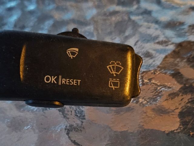 bontott VW GOLF V Hátsó Ablaktörlő Kapcsoló