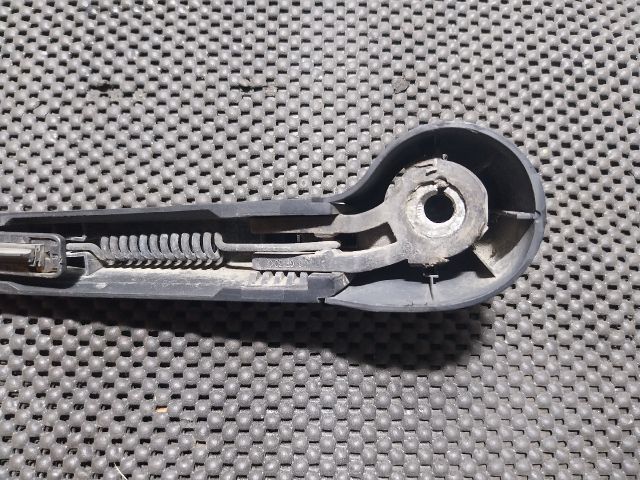 bontott VW GOLF V Hátsó Ablaktörlő Kar