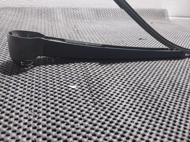 bontott VW GOLF V Hátsó Ablaktörlő Kar