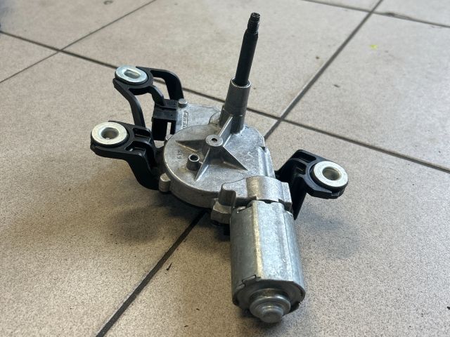 bontott VW GOLF V Hátsó Ablaktörlő Motor