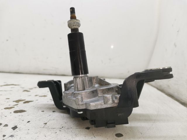 bontott VW GOLF V Hátsó Ablaktörlő Motor