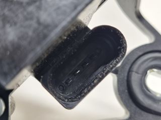 bontott VW GOLF V Hátsó Ablaktörlő Motor