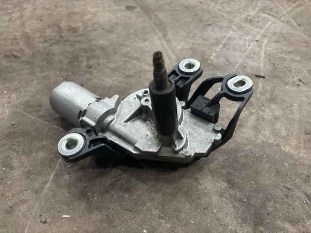 bontott VW GOLF V Hátsó Ablaktörlő Motor