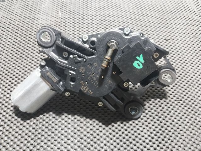 bontott VW GOLF V Hátsó Ablaktörlő Motor