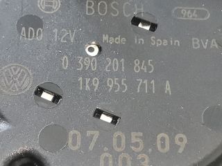 bontott VW GOLF V Hátsó Ablaktörlő Motor