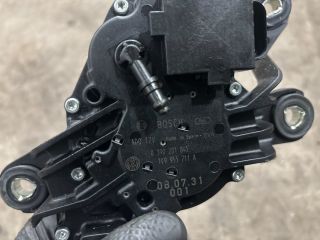 bontott VW GOLF V Hátsó Ablaktörlő Motor