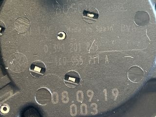 bontott VW GOLF V Hátsó Ablaktörlő Motor