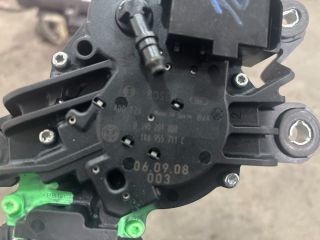 bontott VW GOLF V Hátsó Ablaktörlő Motor